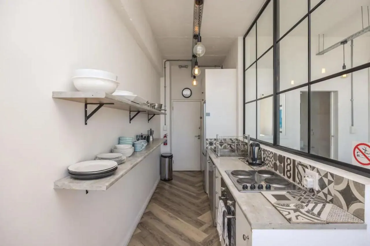 Homely Studio Apartment In Cape Town South Africa