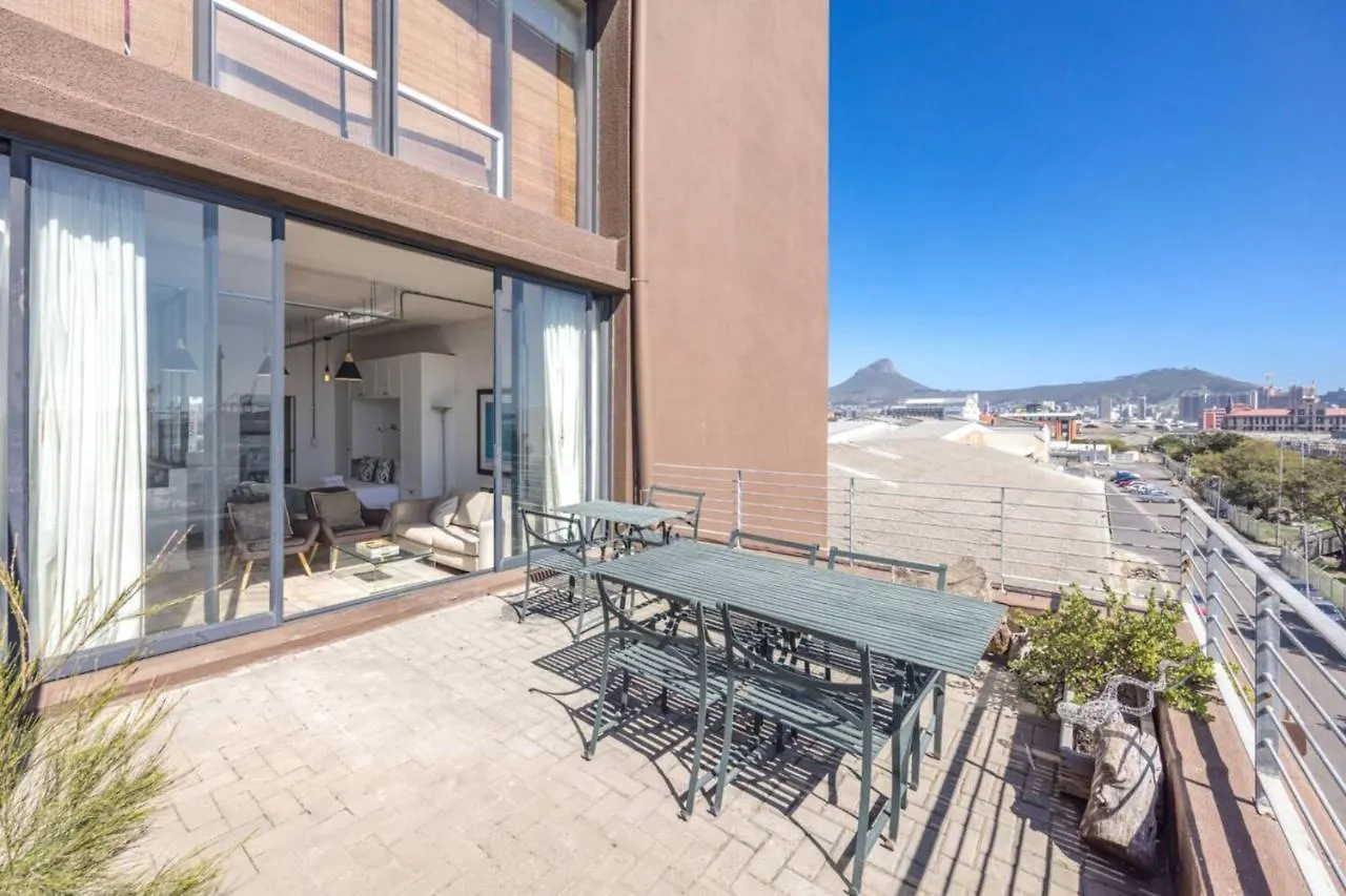 Homely Studio Apartment In Cape Town South Africa